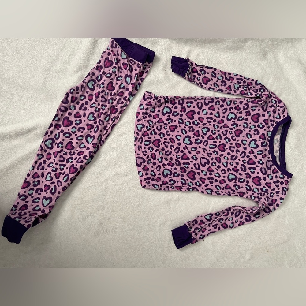 2T Purple Hearts little sleepies